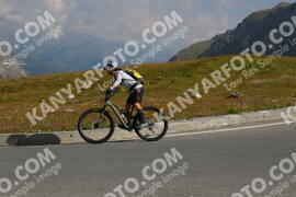 Foto #2378570 | 24-07-2022 09:59 | Passo Dello Stelvio - die Spitze BICYCLES