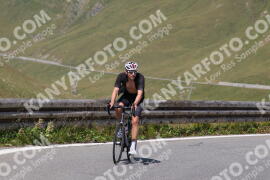 Photo #2409236 | 25-07-2022 11:44 | Passo Dello Stelvio - Peak BICYCLES