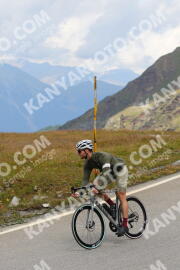 Photo #2422898 | 27-07-2022 12:57 | Passo Dello Stelvio - Peak BICYCLES