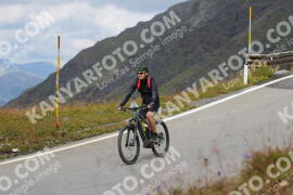 Foto #2445277 | 30-07-2022 14:31 | Passo Dello Stelvio - die Spitze BICYCLES