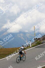 Photo #2423582 | 27-07-2022 10:59 | Passo Dello Stelvio - Peak BICYCLES