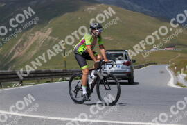 Photo #2392820 | 24-07-2022 13:33 | Passo Dello Stelvio - Peak BICYCLES