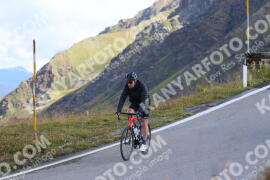 Photo #2482616 | 02-08-2022 10:15 | Passo Dello Stelvio - Peak BICYCLES