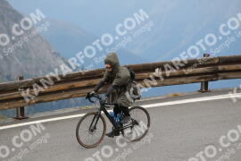 Foto #2437486 | 30-07-2022 10:35 | Passo Dello Stelvio - die Spitze BICYCLES