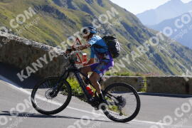 Photo #4000840 | 21-08-2023 09:11 | Passo Dello Stelvio - Prato side BICYCLES