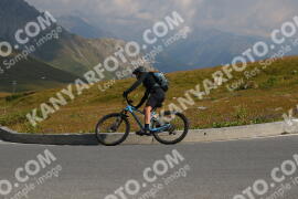 Foto #2378473 | 24-07-2022 09:59 | Passo Dello Stelvio - die Spitze BICYCLES