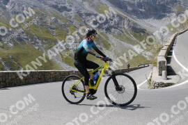 Photo #4079508 | 26-08-2023 12:59 | Passo Dello Stelvio - Prato side BICYCLES