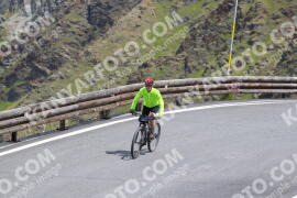 Foto #2430861 | 29-07-2022 12:10 | Passo Dello Stelvio - die Spitze BICYCLES
