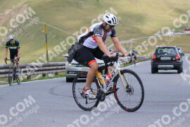Photo #2410415 | 26-07-2022 11:02 | Passo Dello Stelvio - Peak BICYCLES