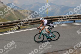 Foto #2412813 | 25-07-2022 12:43 | Passo Dello Stelvio - die Spitze BICYCLES