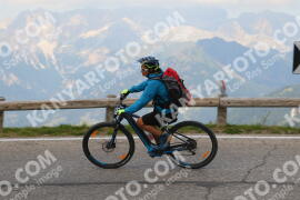 Photo #2512596 | 05-08-2022 11:39 | Pordoi Pass BICYCLES