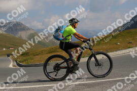 Photo #2377092 | 24-07-2022 09:39 | Passo Dello Stelvio - Peak BICYCLES