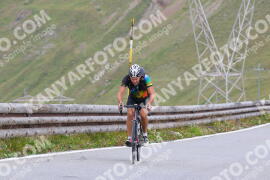 Foto #2458802 | 31-07-2022 10:55 | Passo Dello Stelvio - die Spitze BICYCLES