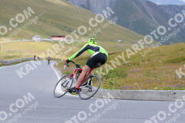 Foto #2411258 | 26-07-2022 12:35 | Passo Dello Stelvio - die Spitze BICYCLES