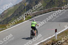 Foto #2409394 | 25-07-2022 11:47 | Passo Dello Stelvio - die Spitze BICYCLES
