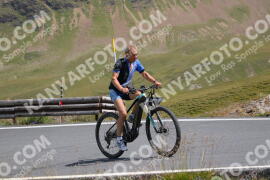 Photo #2412763 | 25-07-2022 12:41 | Passo Dello Stelvio - Peak BICYCLES