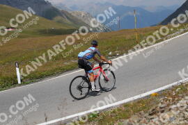 Foto #2413746 | 25-07-2022 13:36 | Passo Dello Stelvio - die Spitze BICYCLES
