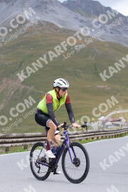 Foto #2410722 | 26-07-2022 11:33 | Passo Dello Stelvio - die Spitze BICYCLES