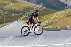 Photo #2410128 | 26-07-2022 10:16 | Passo Dello Stelvio - Peak BICYCLES
