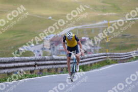 Photo #2411074 | 26-07-2022 12:13 | Passo Dello Stelvio - Peak BICYCLES