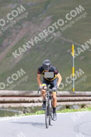 Photo #2410209 | 26-07-2022 10:27 | Passo Dello Stelvio - Peak BICYCLES