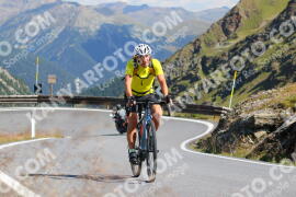 Foto #2429119 | 29-07-2022 10:38 | Passo Dello Stelvio - die Spitze BICYCLES