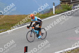 Photo #2423146 | 27-07-2022 14:06 | Passo Dello Stelvio - Peak BICYCLES