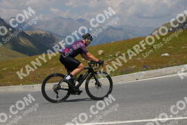 Photo #2392181 | 24-07-2022 13:18 | Passo Dello Stelvio - Peak BICYCLES
