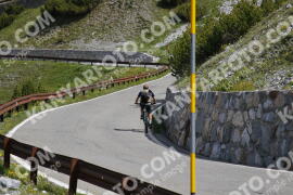 Fotó #3176260 | 20-06-2023 10:26 | Passo Dello Stelvio - Vízesés kanyar Bicajosok