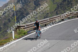 Foto #2409037 | 25-07-2022 11:37 | Passo Dello Stelvio - die Spitze BICYCLES