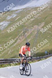 Photo #2484553 | 02-08-2022 11:50 | Passo Dello Stelvio - Peak BICYCLES