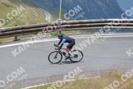 Photo #2413803 | 25-07-2022 13:48 | Passo Dello Stelvio - Peak BICYCLES