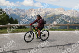 Photo #2615576 | 13-08-2022 11:00 | Pordoi Pass BICYCLES