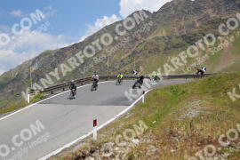 Foto #2413683 | 25-07-2022 13:26 | Passo Dello Stelvio - die Spitze BICYCLES