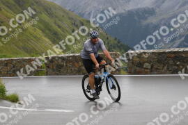 Photo #3436984 | 13-07-2023 11:30 | Passo Dello Stelvio - Prato side BICYCLES