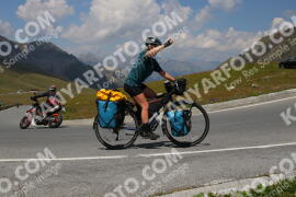 Photo #2393671 | 24-07-2022 13:46 | Passo Dello Stelvio - Peak BICYCLES