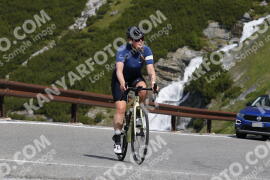 Photo #3176308 | 20-06-2023 10:30 | Passo Dello Stelvio - Waterfall curve BICYCLES