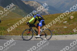 Photo #2385524 | 24-07-2022 11:30 | Passo Dello Stelvio - Peak BICYCLES