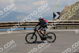 Photo #2413032 | 25-07-2022 12:59 | Passo Dello Stelvio - Peak BICYCLES