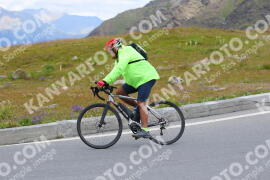 Foto #2411301 | 26-07-2022 12:39 | Passo Dello Stelvio - die Spitze BICYCLES