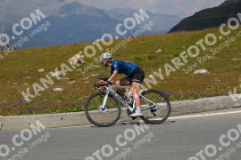 Photo #2394727 | 24-07-2022 14:52 | Passo Dello Stelvio - Peak BICYCLES