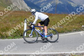 Photo #2488749 | 02-08-2022 13:42 | Passo Dello Stelvio - Peak BICYCLES
