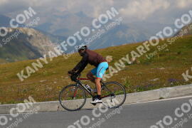 Photo #2384811 | 24-07-2022 11:24 | Passo Dello Stelvio - Peak BICYCLES