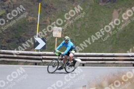 Photo #2463368 | 31-07-2022 13:31 | Passo Dello Stelvio - Peak BICYCLES