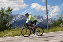 Photo #2558413 | 09-08-2022 13:11 | Pordoi Pass BICYCLES