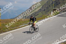 Foto #2411344 | 25-07-2022 12:09 | Passo Dello Stelvio - die Spitze BICYCLES