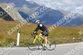 Foto #2488354 | 02-08-2022 13:27 | Passo Dello Stelvio - die Spitze BICYCLES