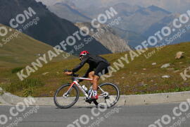Photo #2393501 | 24-07-2022 13:43 | Passo Dello Stelvio - Peak BICYCLES