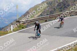 Photo #2422596 | 27-07-2022 12:01 | Passo Dello Stelvio - Peak BICYCLES