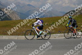 Photo #2393441 | 24-07-2022 13:42 | Passo Dello Stelvio - Peak BICYCLES